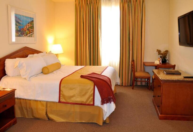 스탠다드 스튜디오, Club De Soleil Allsuite Resort