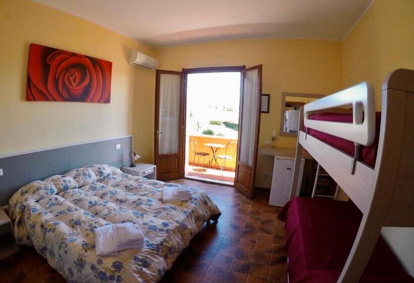 Четырехместный Номер Стандарт Вид на Сад, Agriturismo Eucaliptus