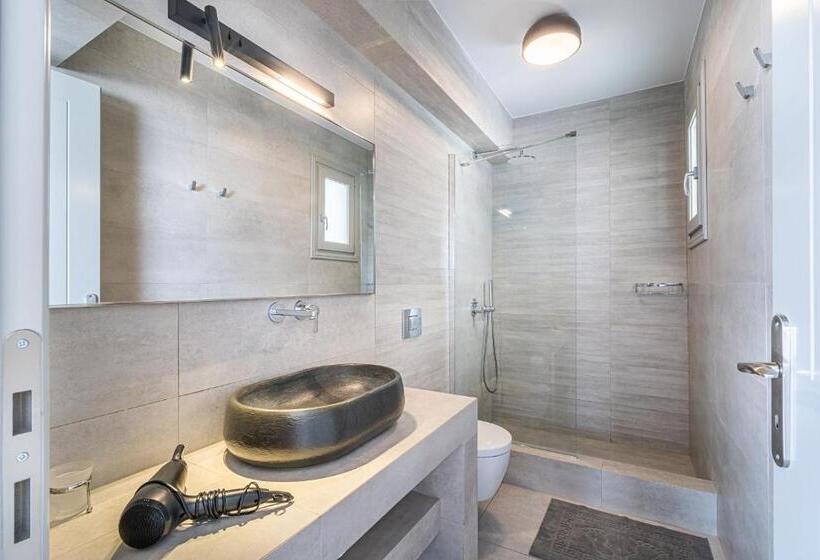Полулюкс Deluxe с Видом, Caldera Stories Private Suites