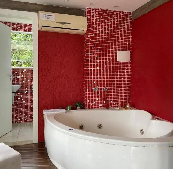 バスタブ付きデラックスルーム, Bombinhas Guest House