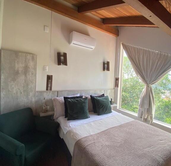 디럭스 스위트, Bombinhas Guest House
