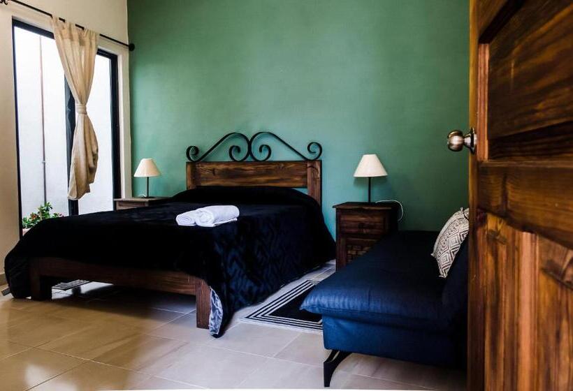 اتاق راحتی سه تخته, Casa Tequio