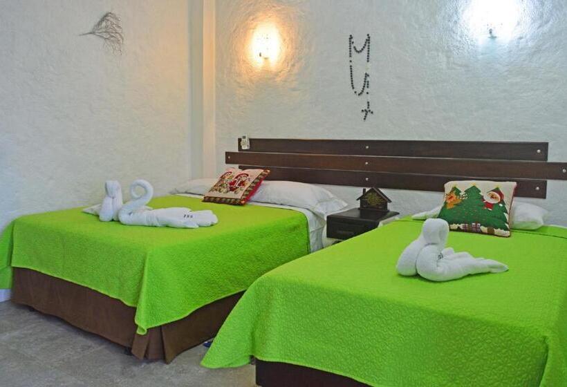 Quarto Triplo Economy, Hostal Cann's House