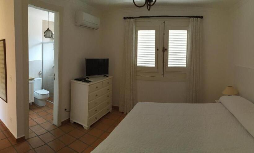 스위트 킹사이즈 침대, Villa Mare Residence