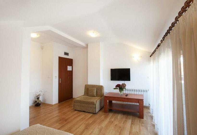 חדר סטודיו סטנדרד, Guest House Ela