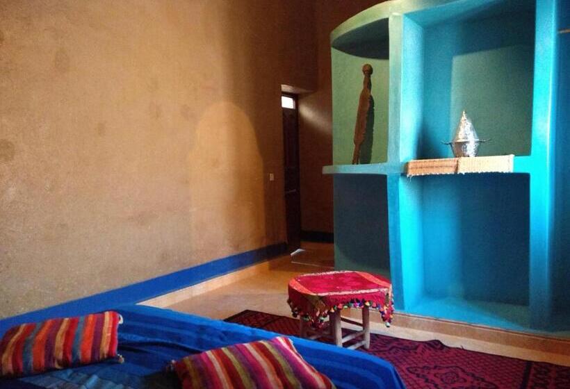 Quarto Estandar, Kasbah Planet Sahara