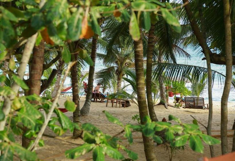 Шале Superior 1 Спальня, Ganesh Garden Beach Cabanas