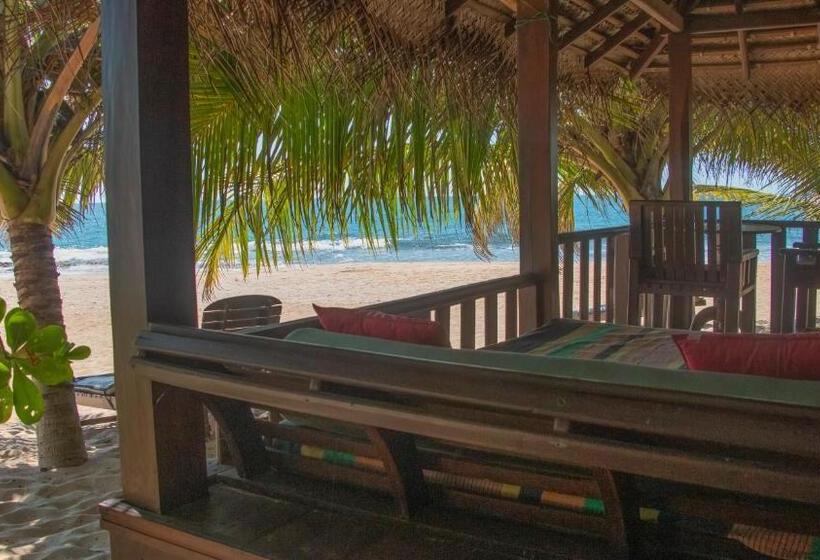 Хижина Deluxe, Ganesh Garden Beach Cabanas
