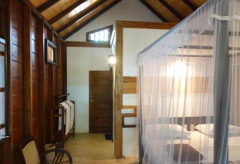 Хижина Deluxe, Ganesh Garden Beach Cabanas