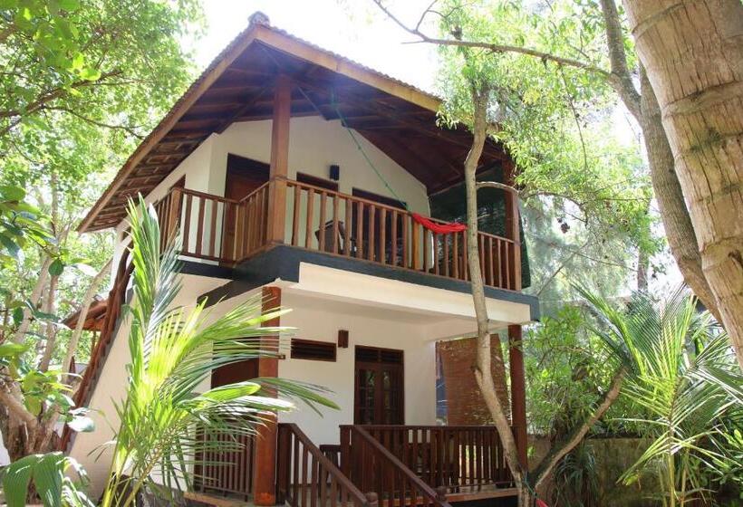 Quarto Triplo Deluxe, Ganesh Garden Beach Cabanas