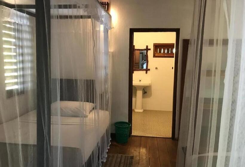 Вилла 1 Спальня, Ganesh Garden Beach Cabanas