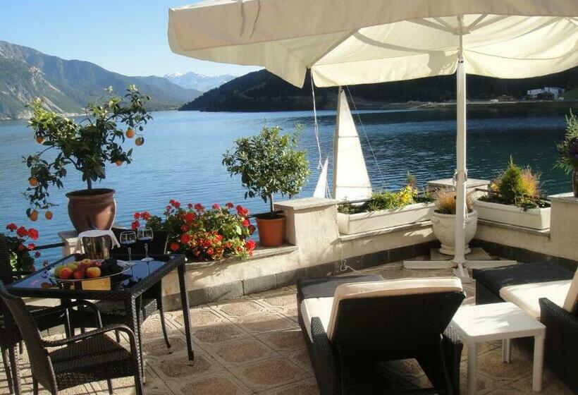 Люкс Повышенной Комфортности, Schloesschen Am See