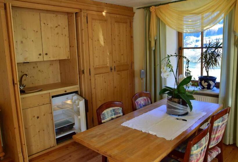 Люкс Повышенной Комфортности, Schloesschen Am See