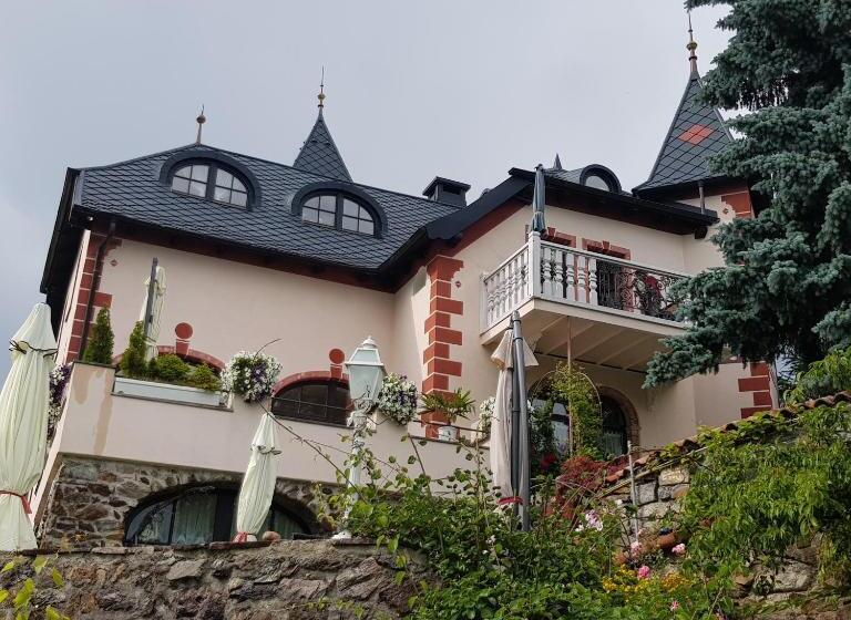 Люкс Повышенной Комфортности, Schloesschen Am See