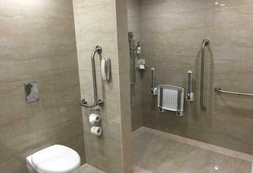 行政套房, Lemon Tree Hotel, Sector 60, Gurugram