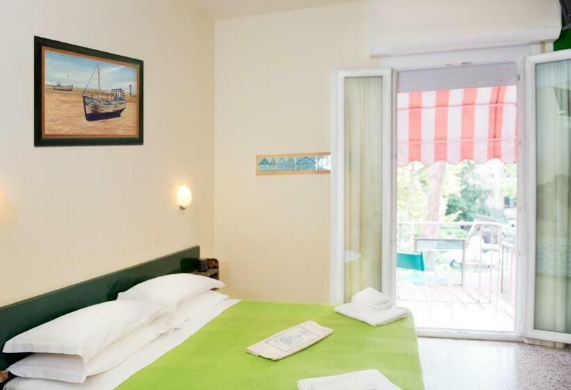 Четырехместный Номер Стандарт, Villa Rosa
