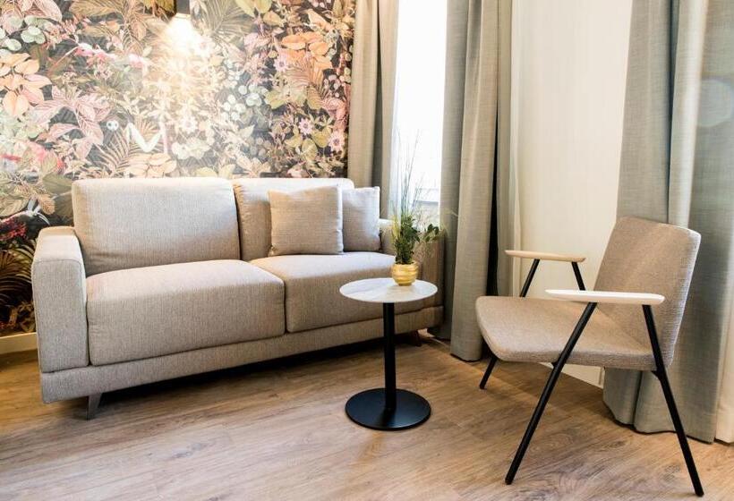 Люкс Повышенной Комфортности, Adaastra Boutique