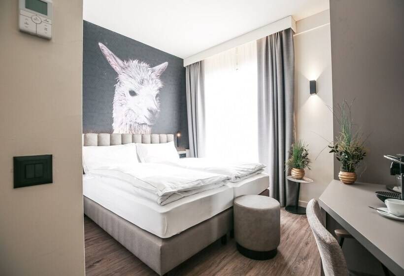 Номер Deluxe, Adaastra Boutique