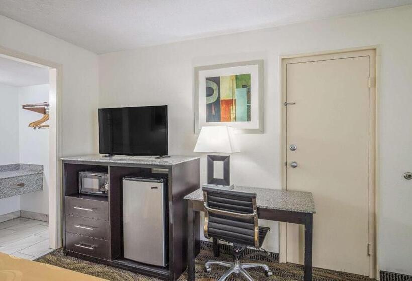 Номер Стандарт, Quality Inn & Suites Conference Center Thomasville
