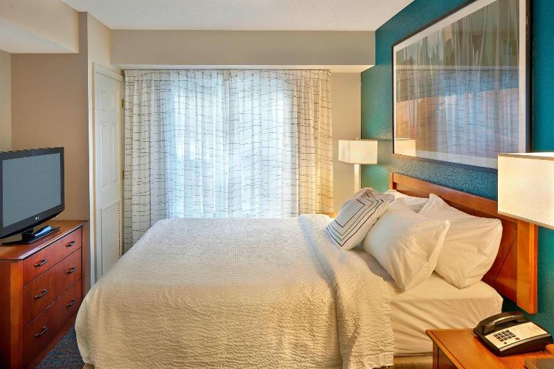 Люкс, Residence Inn Hartford Avon