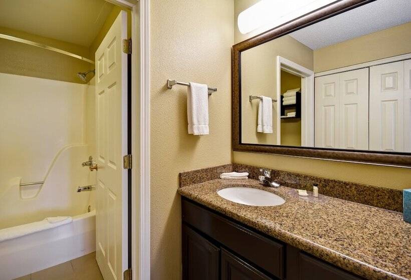 Люкс 2 Спальни, Staybridge Suites Grand Rapids Kentwood, An Ihg