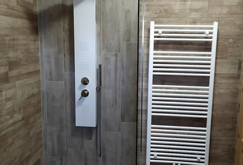 Номер Deluxe, Plitvice Streaming