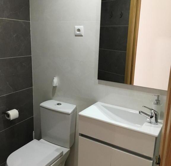 سوییت جونیور, Aveiro White House