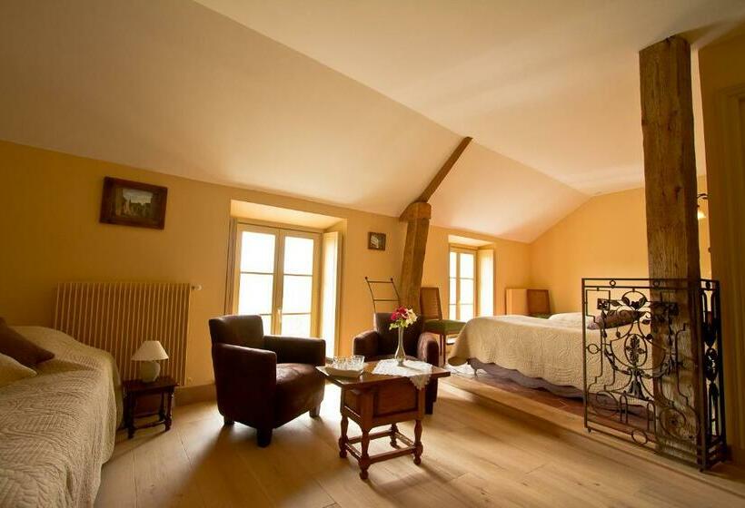 标准三人间, La Petite Ferme