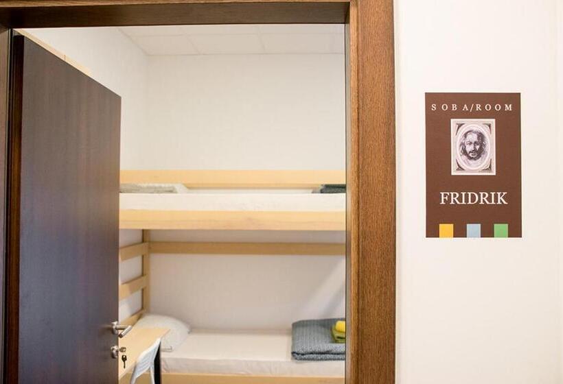 Четырехместный Номер Стандарт, Wine Hill Hostel