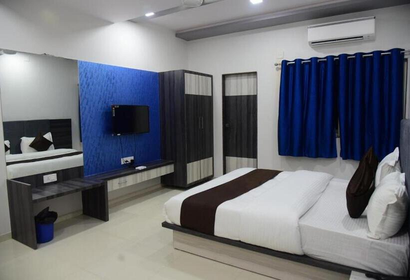 스탠다드 룸 킹사이즈 침대, Savera Palace