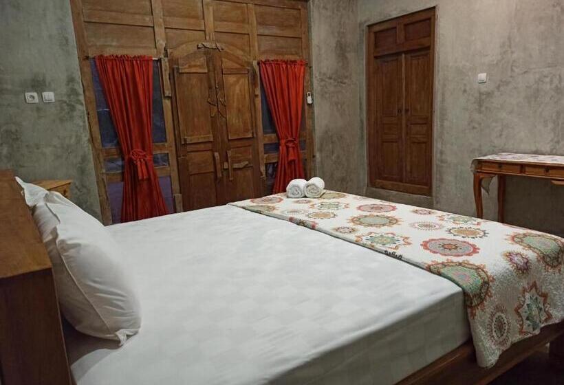 Номер Стандарт Вид на Сад, Watukarung Ristu Homestay