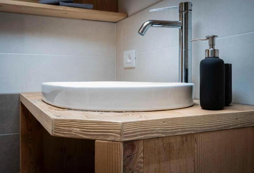 Студия Deluxe, Casa Ekharle   Affittacamere