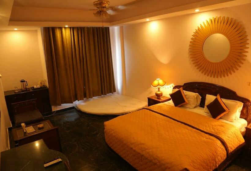 Президентский Люкс, Magsons Resorts
