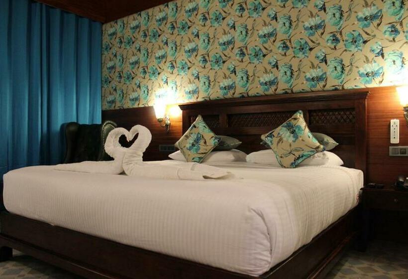 디럭스 룸, Symphony Summer Sands Beach Resort And Spa