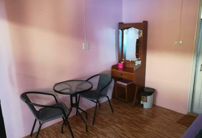 Номер Deluxe Вид на Море, Chomlay Room & Restaurant
