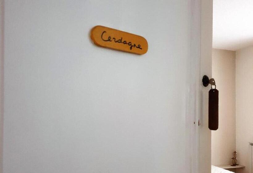 Трехместный Номер Комфорт, Chambres D Hôtes Et Gîtes  L Abri Sous Roche