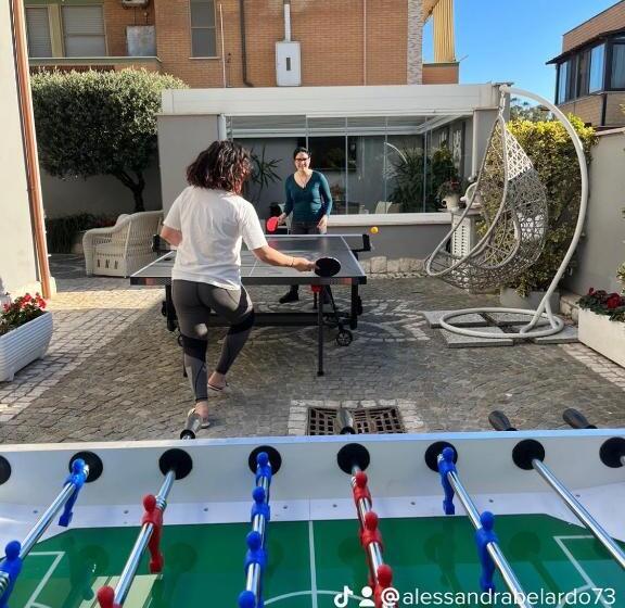 Номер Стандарт Трехместный, Rome Airport Inn