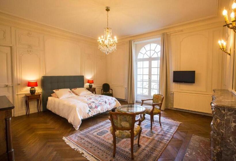 Президентский Люкс, Chateau Des Monts