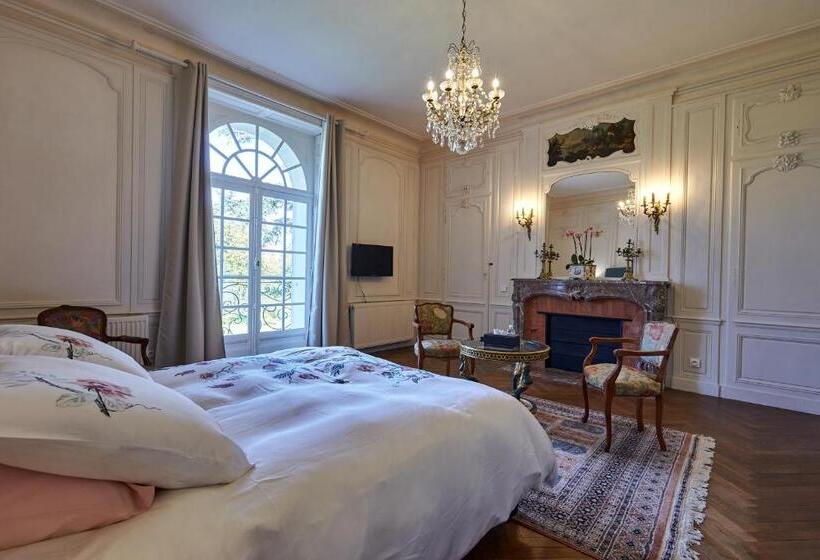 Президентский Люкс, Chateau Des Monts