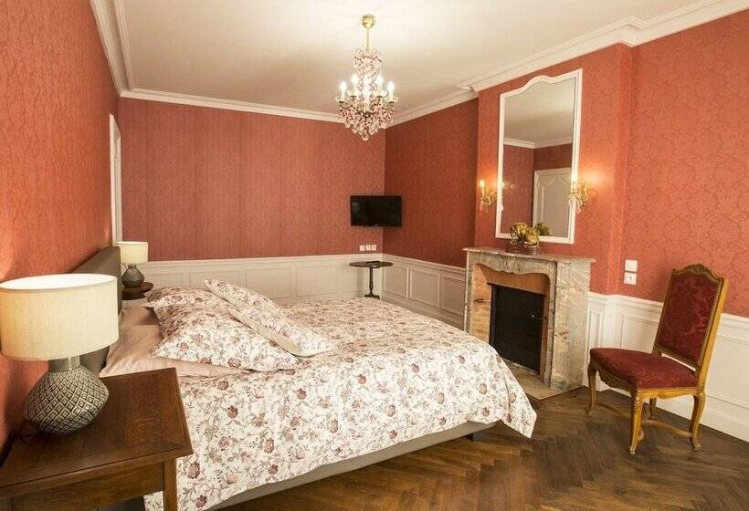 Люкс Комфорт, Chateau Des Monts