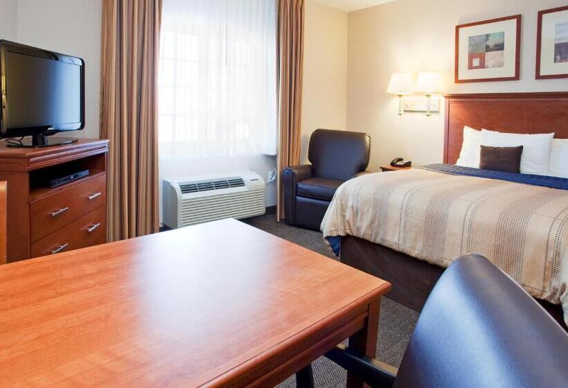 Студия Стандарт, Candlewood Suites New Bern, An Ihg