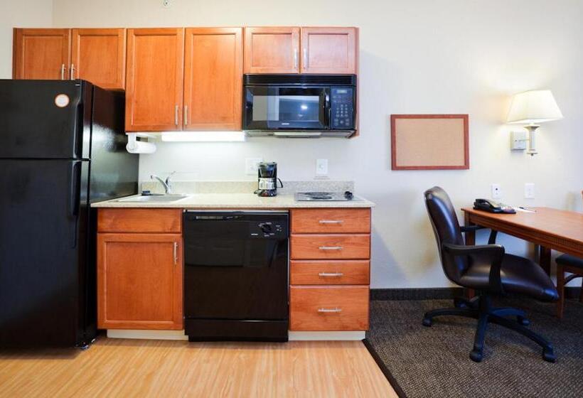 Люкс Адаптированный для Инвалидов, Candlewood Suites New Bern, An Ihg