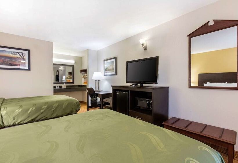 Номер Стандарт 2 Двуспальные Кровати, Quality Inn Arab Hwy 231