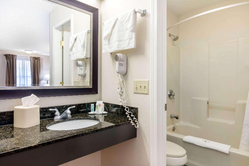 Стандартный Номер Кровать Кинг, Quality Inn Arab Hwy 231
