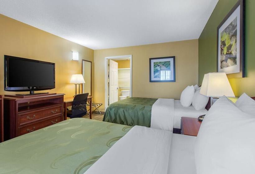 Номер Стандарт 2 Двуспальные Кровати, Quality Inn Laurinburg