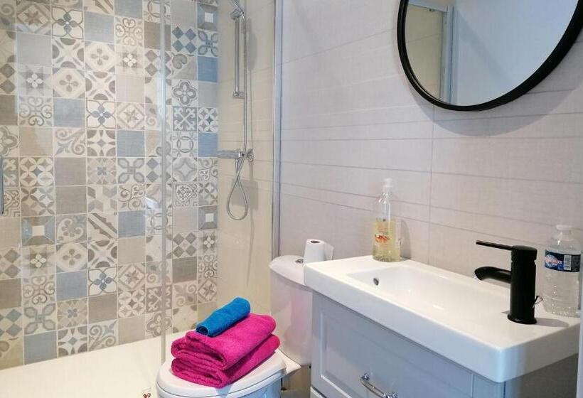 Шале Superior 1 Спальня, Monchateau étoilé, Hébergement Insolite Avec Spa