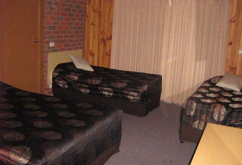 패밀리 룸, Country Road Motel St Arnaud