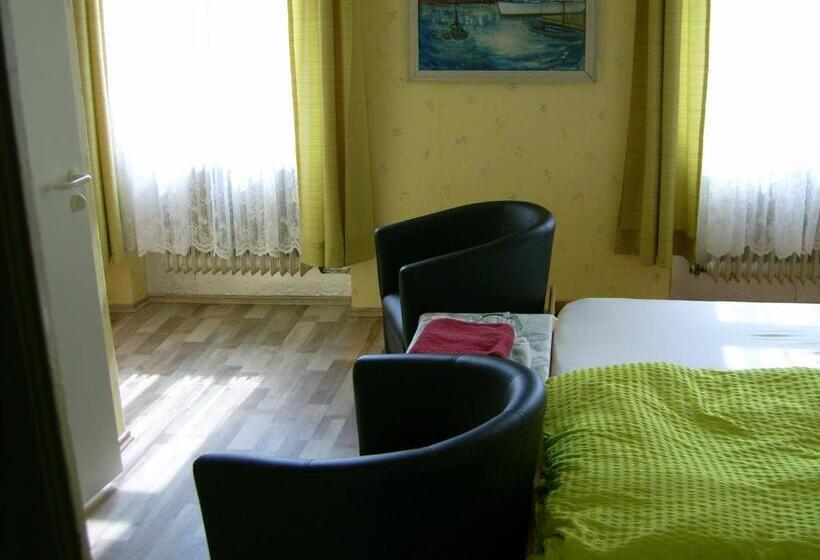 Номер Стандарт, Gasthaus Zur Traube