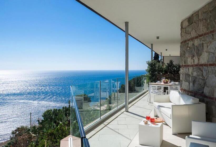 آپارتمان 1 خوابه با تراس, Isola Bella Infinity Suites