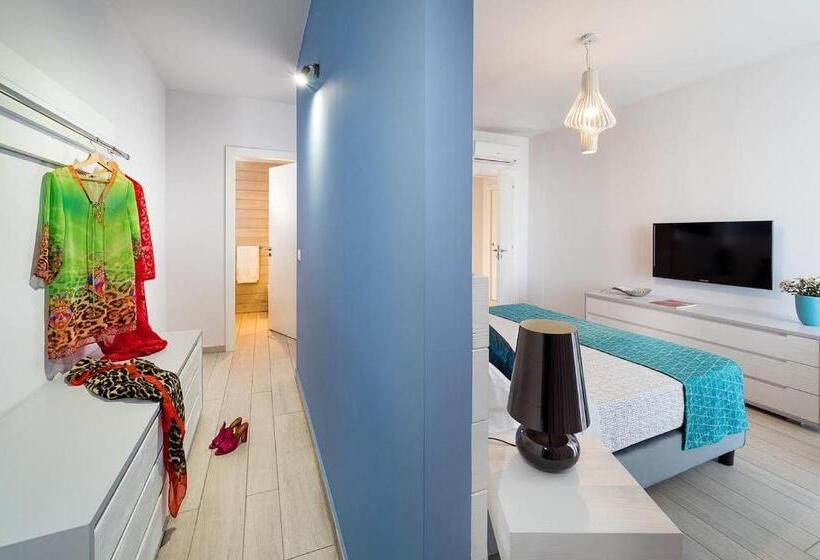 آپارتمان 1 خوابه با چشم‌انداز دریا, Isola Bella Infinity Suites